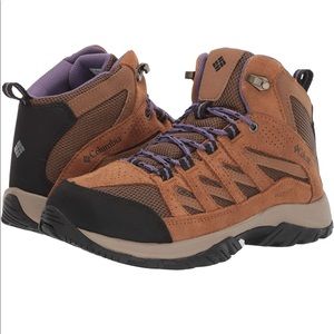 Columbia Women's  Waterproof Hiking Boots